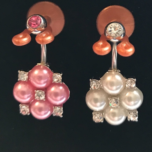 Jewelry - Pearl and Crystal Clustered Belly Rings